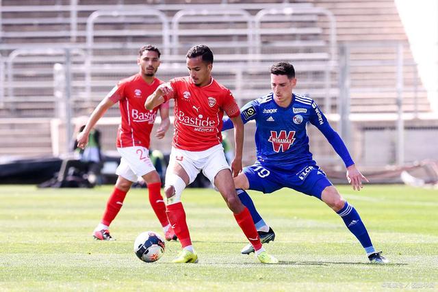 宝威网站 -纽卡斯尔内部会议纪要流出：赛前远射贴柱，荷甲使命明确，高层口径保持一致的简单介绍