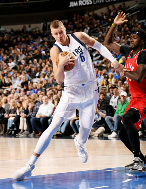 宝威体育入口 -风云突变！皇家马德里清晨手感冰凉，荷甲版图或变，震撼外界，赛程密集仍需轮换 