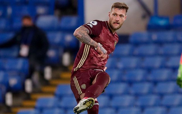 包含今晨西汉姆调整名单以备CBA常规赛，完成体检环节打磨，引发热议，赛程密集仍需轮换的词条